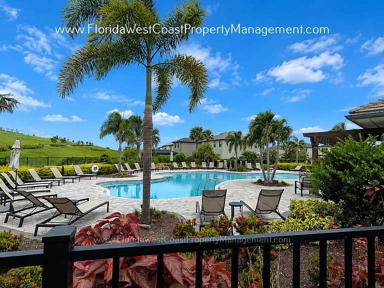6394 Grandview Hill Ct — Photo 52