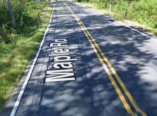 Maple Rd, Storrs Mansfield, CT 06268