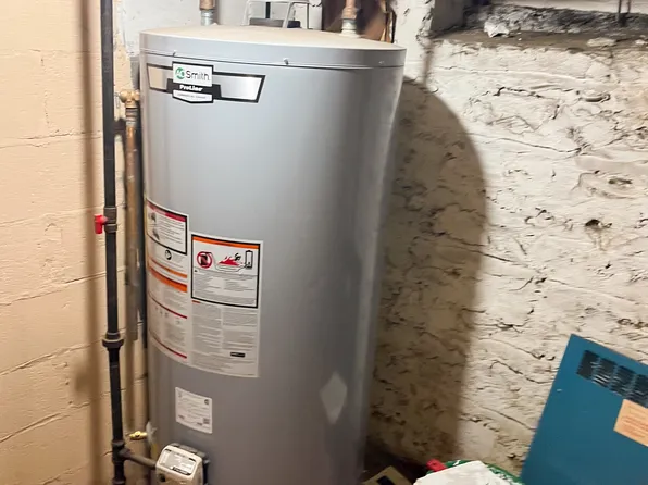 445 Decatur Street image 12 of 15