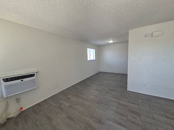 4th image of 1860 S 3rd Ave Unit H-4