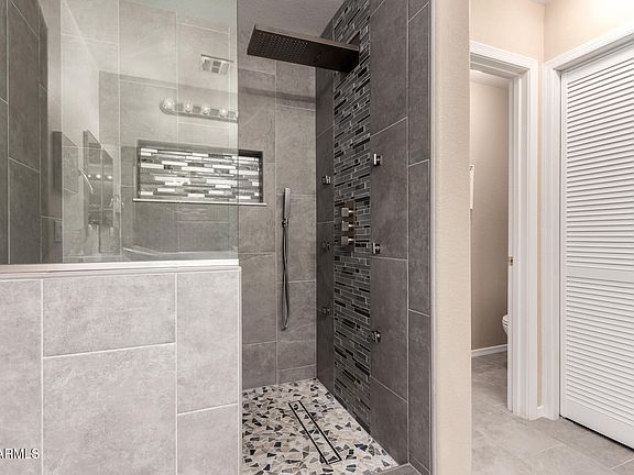 4th image of 18911 N MILLER Way