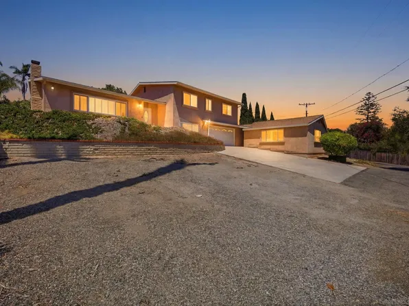 352 Beaumont Dr, Vista, CA 92084