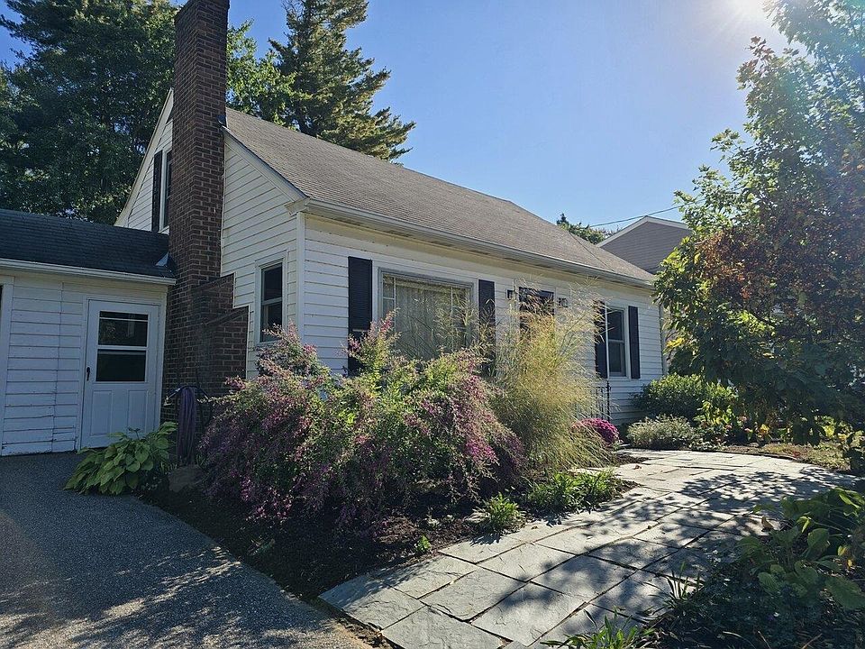 1st image of 183 Saratoga Avenue