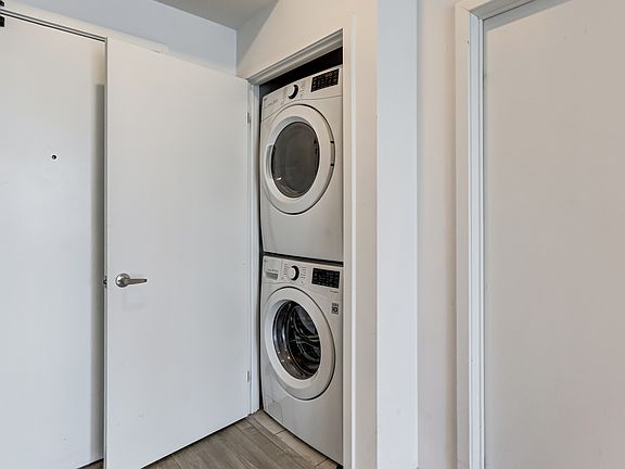 5th image of 20 Tubman Ave #1911