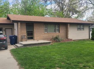 1306 4th St, Friend, NE 68359