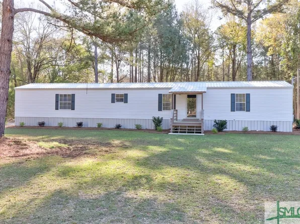 512 Sisters Ferry Road, Clyo, GA 31303