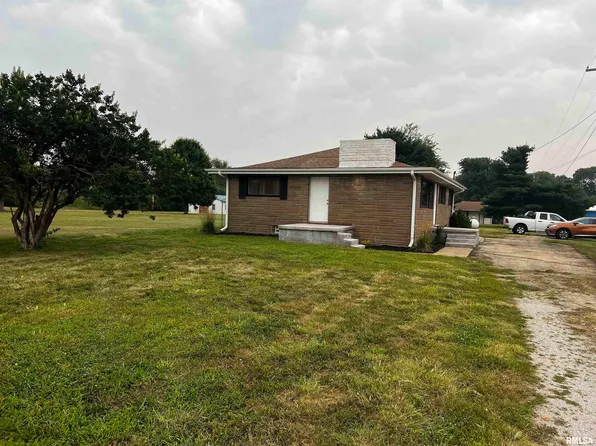13658 N Manito Rd, Manito, IL 61546
