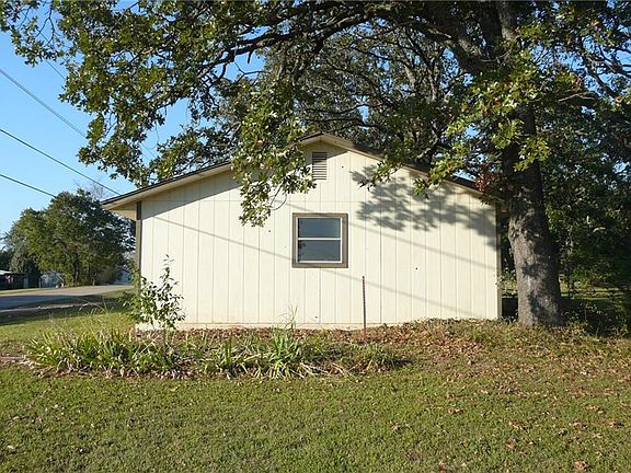 3rd image of 9446 Highway 282