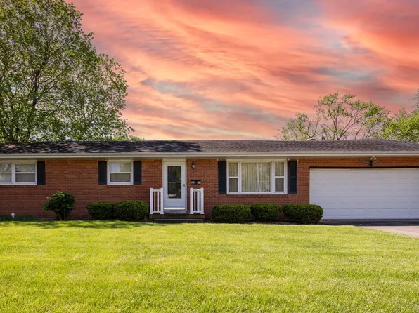 1209 Spear Dr, Normal, IL 61761