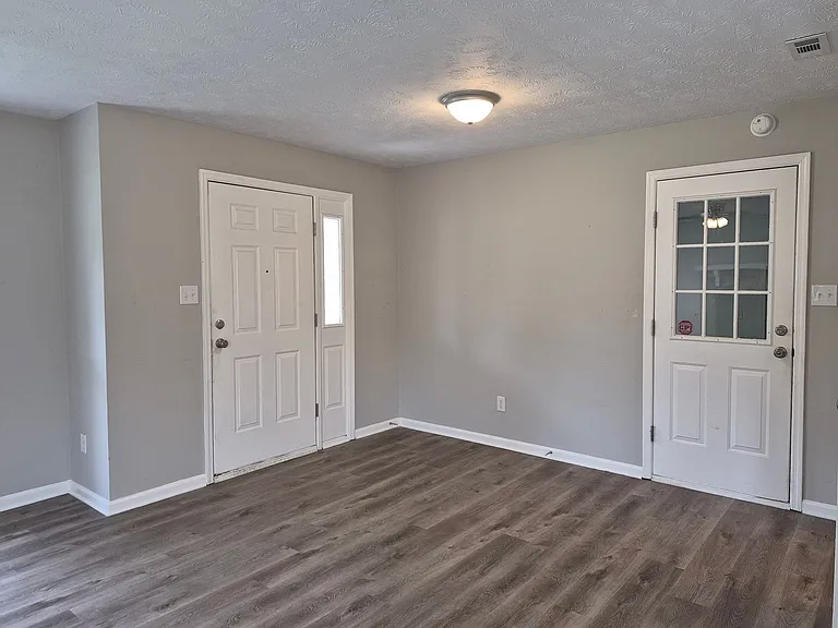 5641 Pepperbush Dr — Photo 3