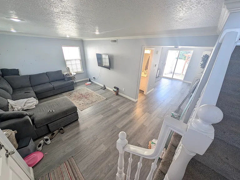 1171 W 950 N — Photo 4
