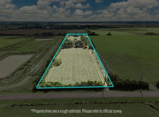 29211 Castle Rd, Waller, TX 77484