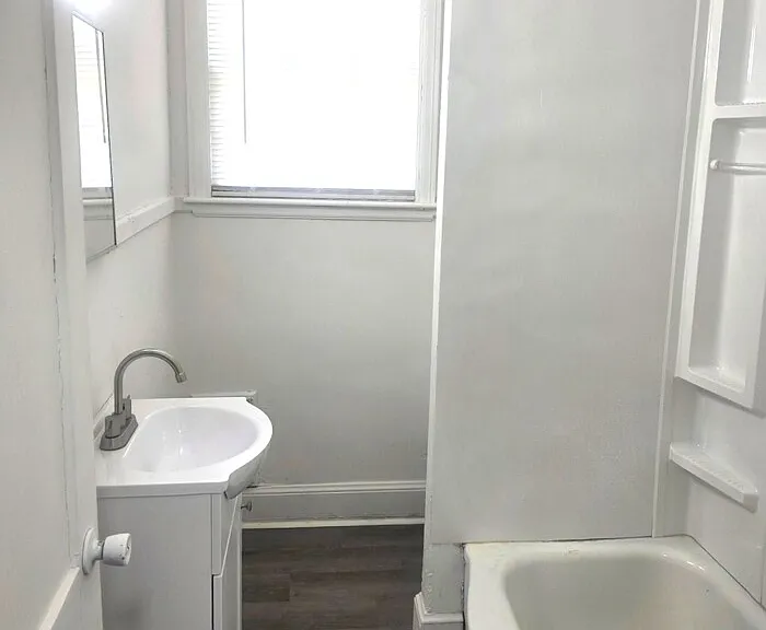 19 Woodlawn Ave #1 — Photo 9