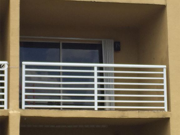 4th image of 9735 Fontainebleau Blvd #G212