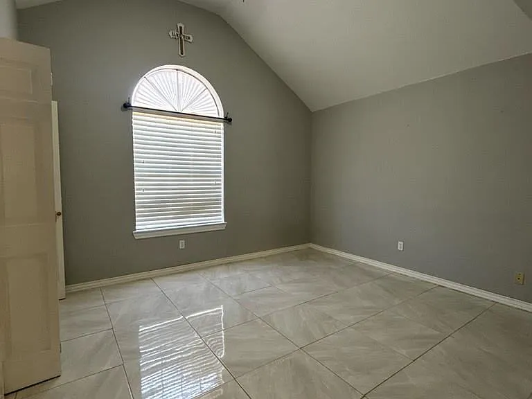36680 Paulita St — Photo 5