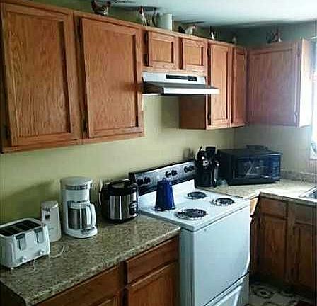 4th image of 2300 Tulip St