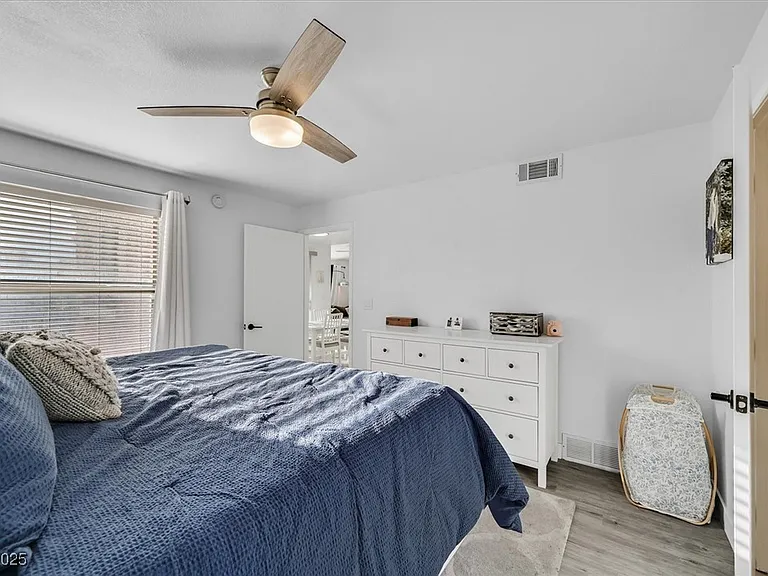 555 E Silverado Ranch Blvd #2094 — Photo 16