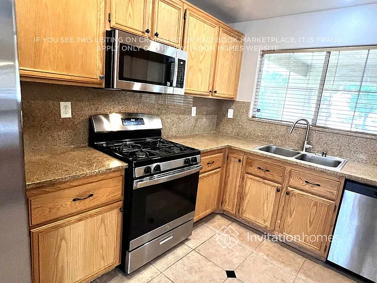 2621 Cedar Bird Dr — Photo 7