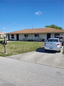 601 SE 8th Ter, Cape Coral, FL, 33990