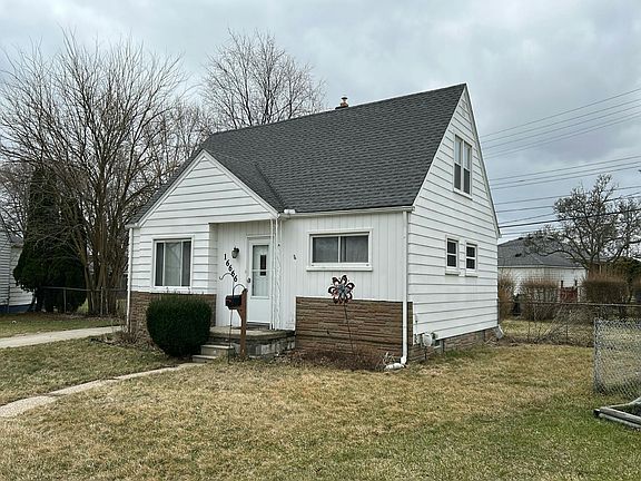 2nd image of 16666 Sarmorr St