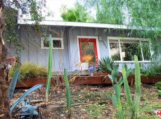 5027 Calderon Rd, Woodland Hills, CA 91364