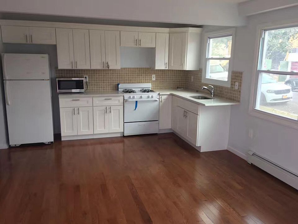 2nd image of 12419 Sutter Ave Floor 2