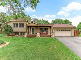 14308 Park Ave, Burnsville, MN 55337