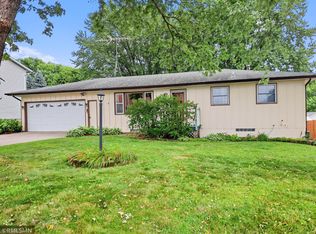 1417 Autumn Dr, Faribault, MN 55021