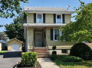 78 Terrace Ave, Rochelle Park, NJ 07662
