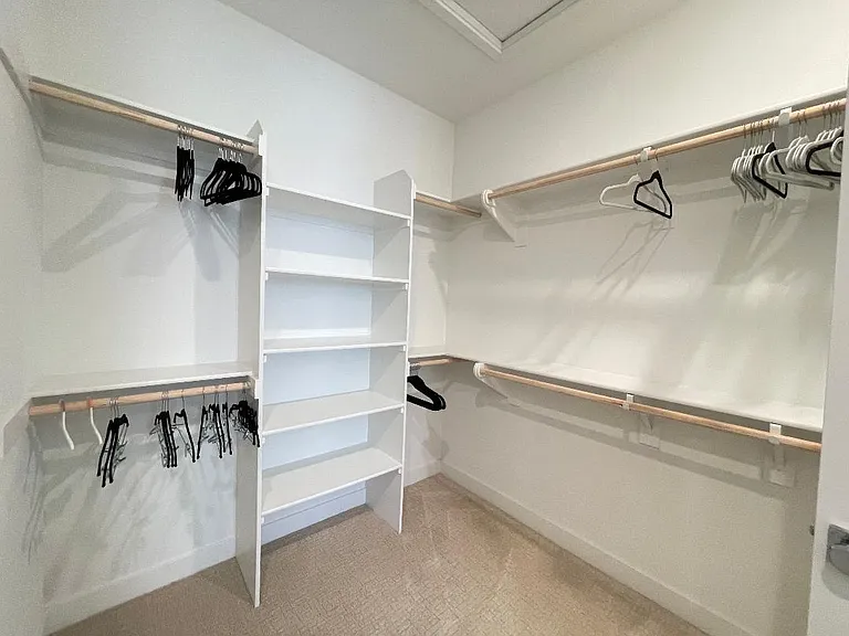 12136 Summer Ln — Photo 11