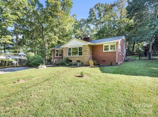 806 N Flint St, Lincolnton, NC 28092