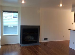 53 Etruria St APT B, Seattle, WA 98109