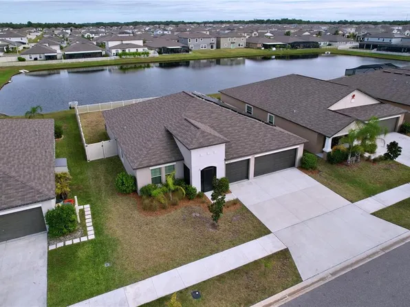 5420 Leslie Canyon Dr, Wimauma, FL 33598