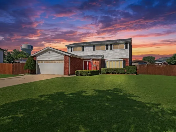 1430 W Jo Ann Ln, Addison, IL 60101
