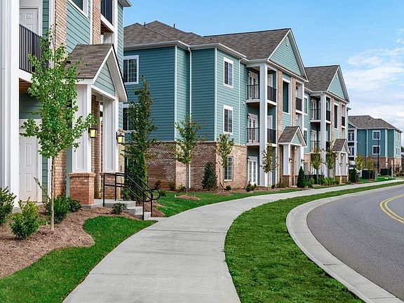 2nd image of 151 Foundation Ct #306