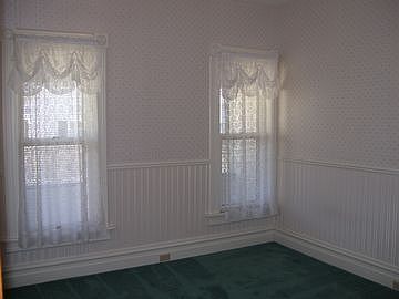 tn_329_monroe_living1