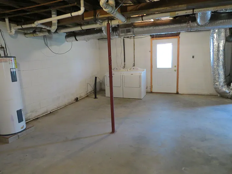 245 Swan View Dr — Photo 37