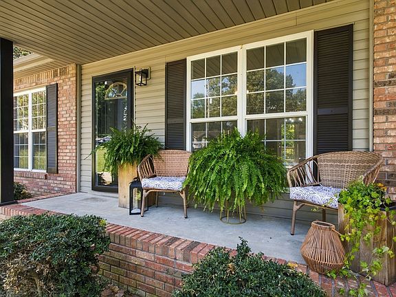 4th image of 3172 Stag Ct
