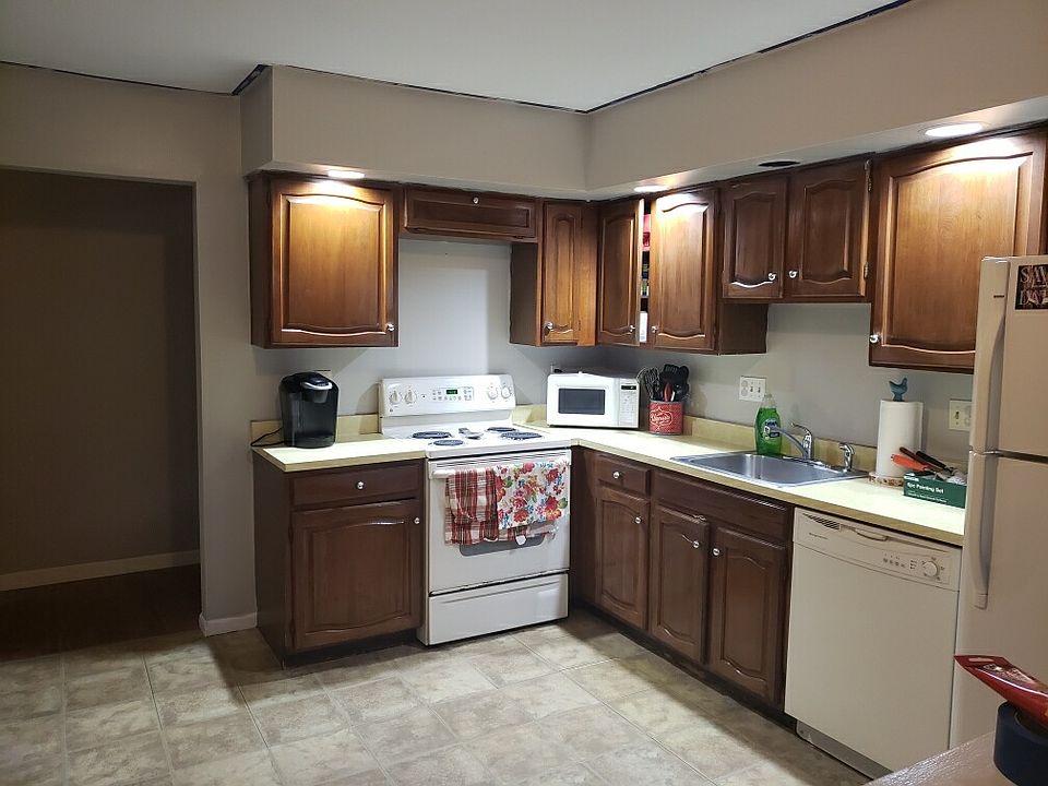 1st image of 7 Essex Ct