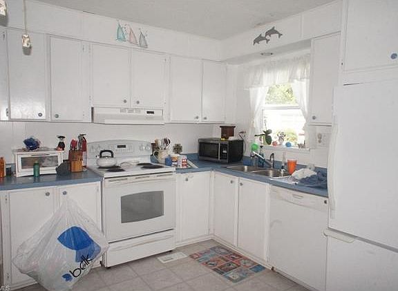 3rd image of 11614 Palm Dr