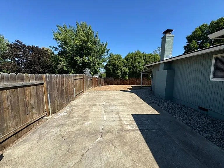 2859 Cedar Links Dr — Photo 8