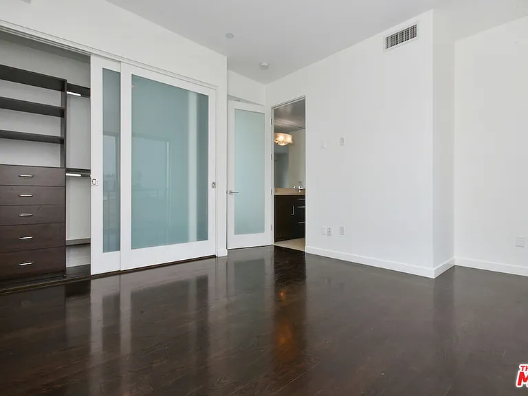 11610 Ohio Ave #1 — Photo 36