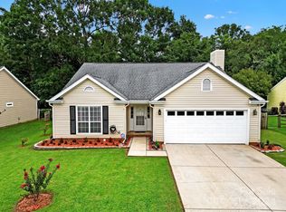 13728 Poppleton Ct, Charlotte, NC 28273