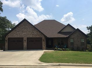 1706 Austin Ln, Paragould, AR 72450