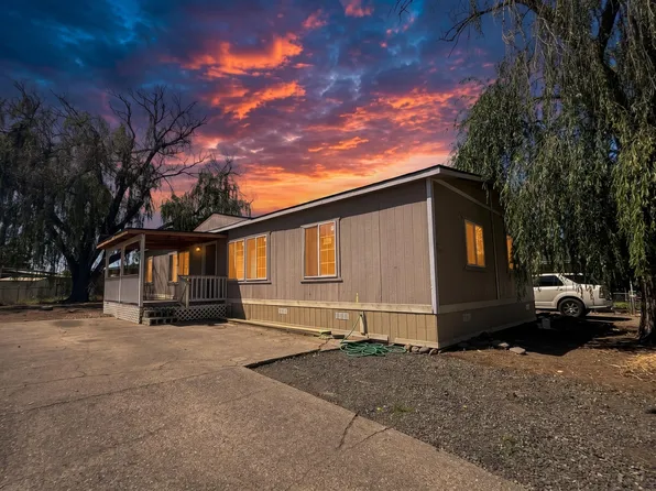 3600 Avenue G Space 42, White City, OR 97503