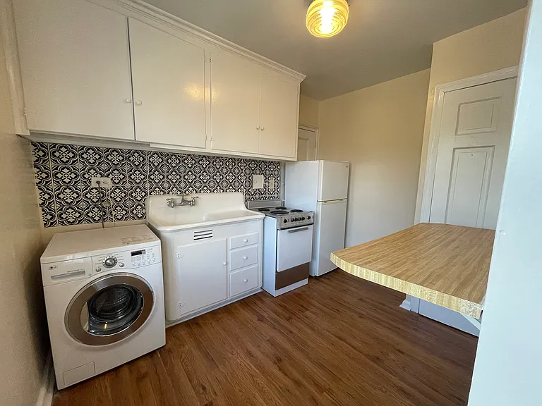2838 Thornhill Rd — Photo 36