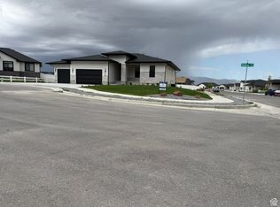5229 N Ventura Cir, Tooele, UT 84074