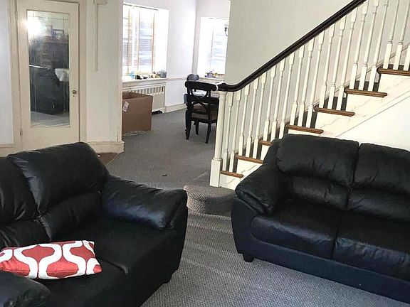 3rd image of 6929 Rutland St