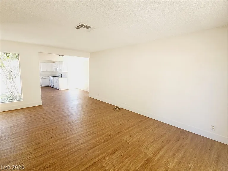 6232 Espinosa Ave — Photo 6
