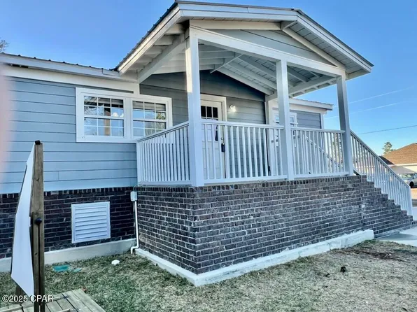 115 Rembrandt Cir, Defuniak Springs, FL 32433